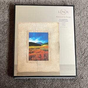 Lenox Alvarado Champagne Frame - Elegant Gold Design